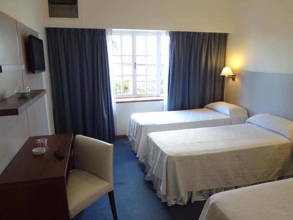 Los Tilos Hotel Y Spa By Cph Villa Carlos Paz Room photo